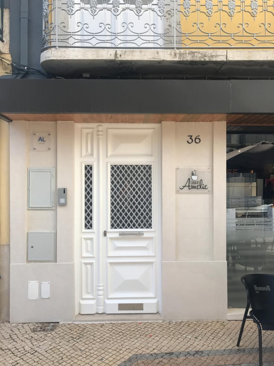 Facade/entrance