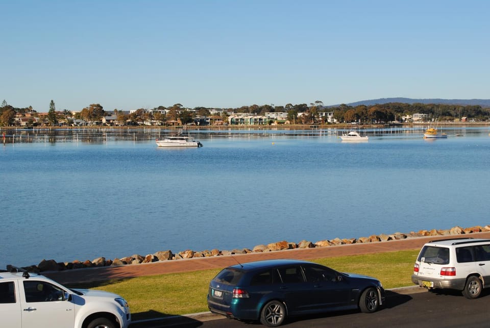 Lake view, Street view