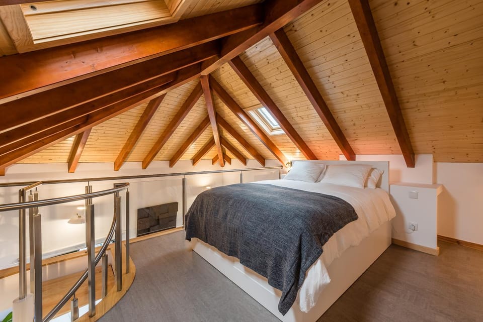SOBRI Cork House - Sustainable Loft Apartment in Porto