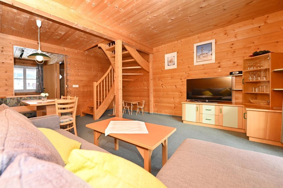 TV and multimedia, Seating area