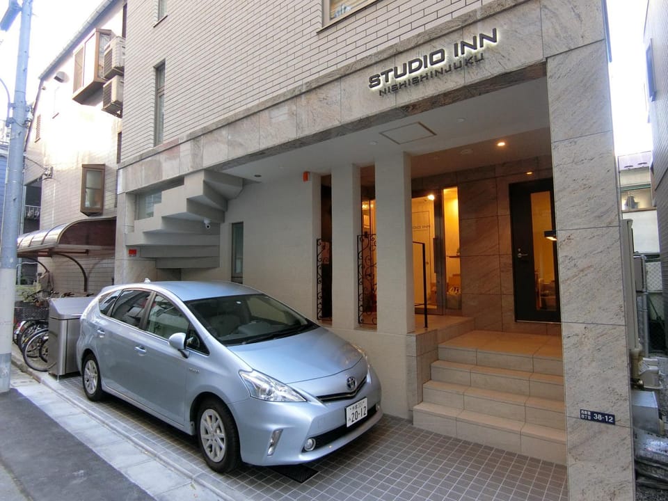 Studio Inn Nishi Shinjuku Apartment in Shibuya
