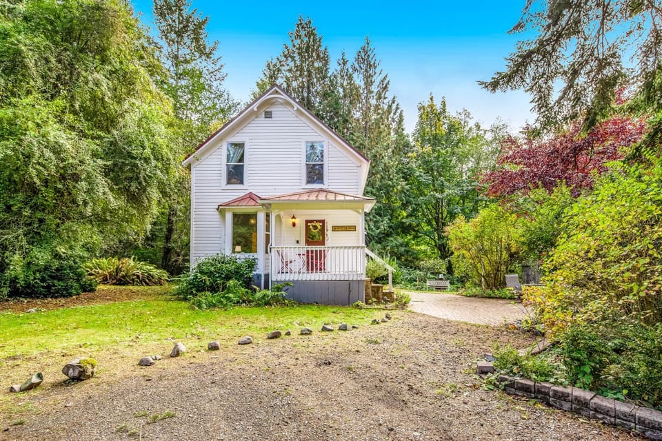 Peaceful Farm Rental in Sequim House in Puget Sound
