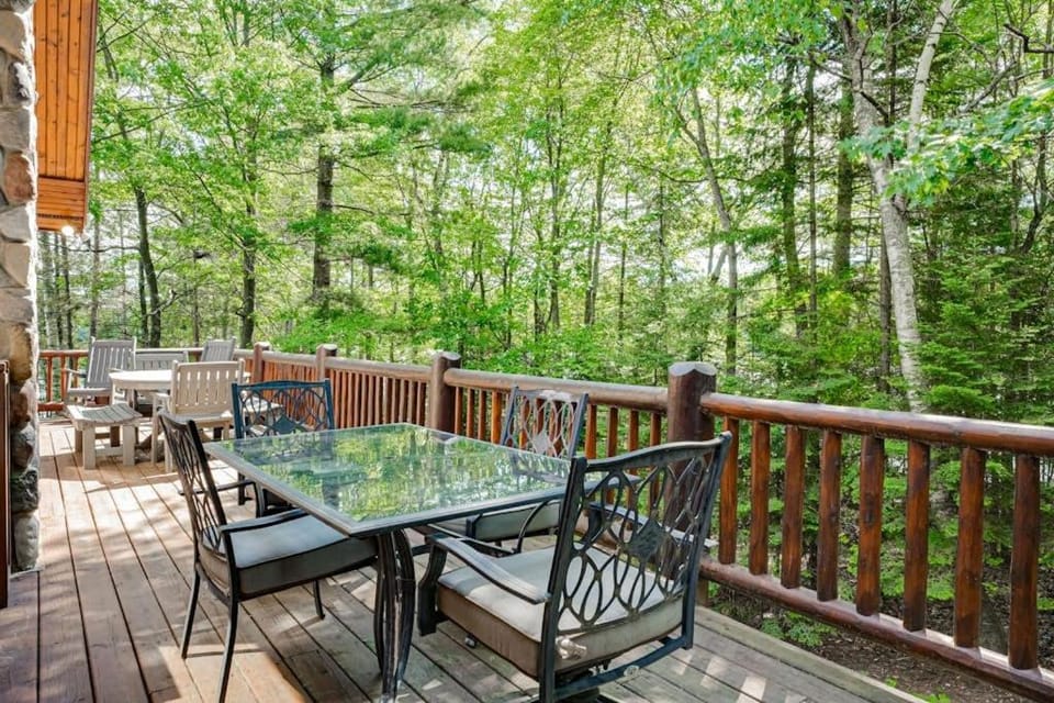 Island View Lodge House in Wisconsin