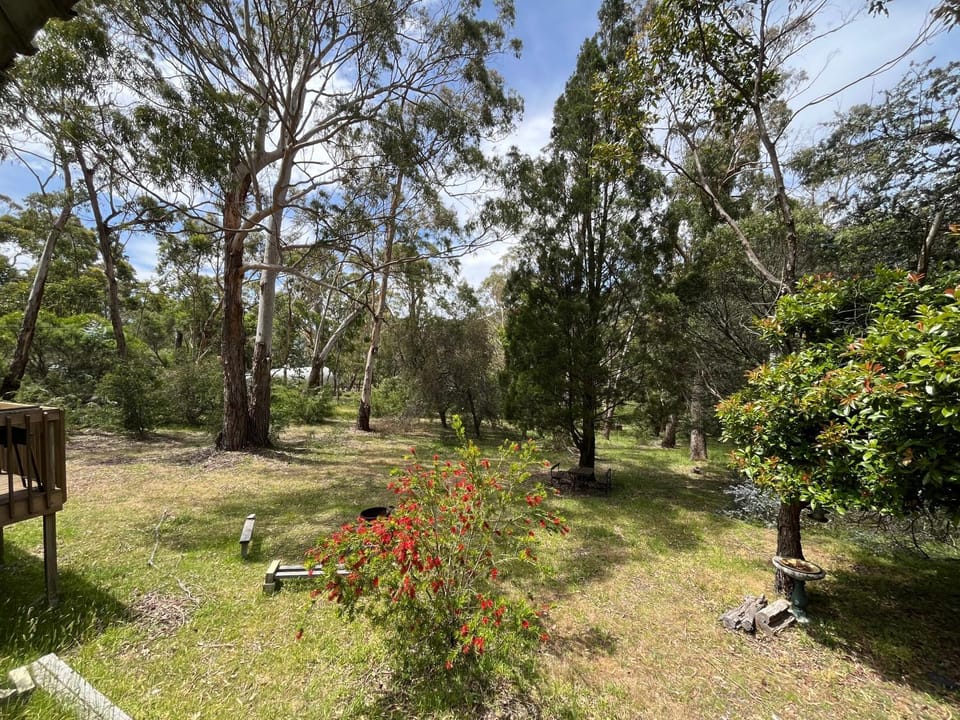 Grampians Nest Nature lodge in Halls Gap
