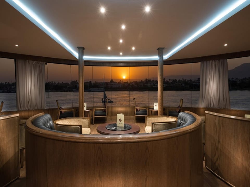 Lounge or bar