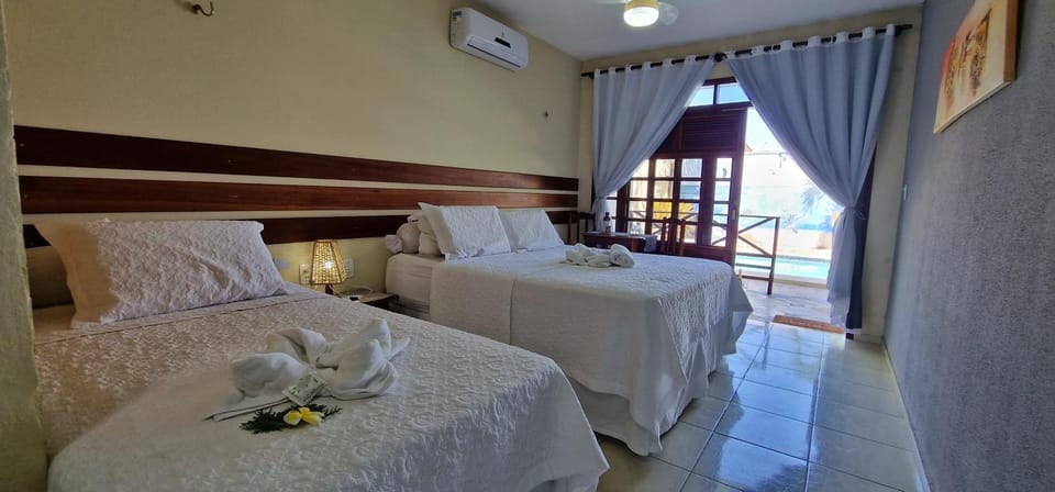 Photo of the whole room, air conditioner