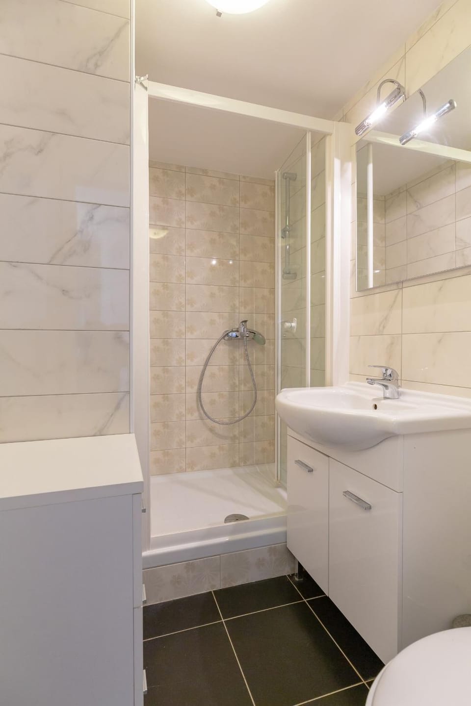 Shower, Bathroom