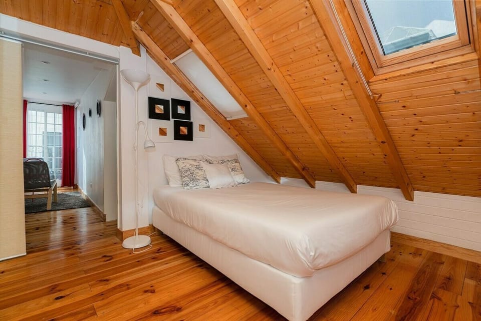 Attic Apartment with Balcony in Bairro Alto Apartment in Lisbon