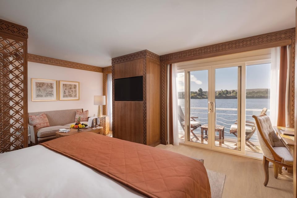 Bed, View (from property/room), Bedroom