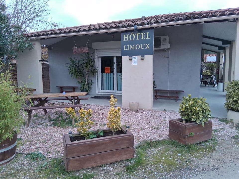 Hotel Motel Limoux Motel in Occitanie