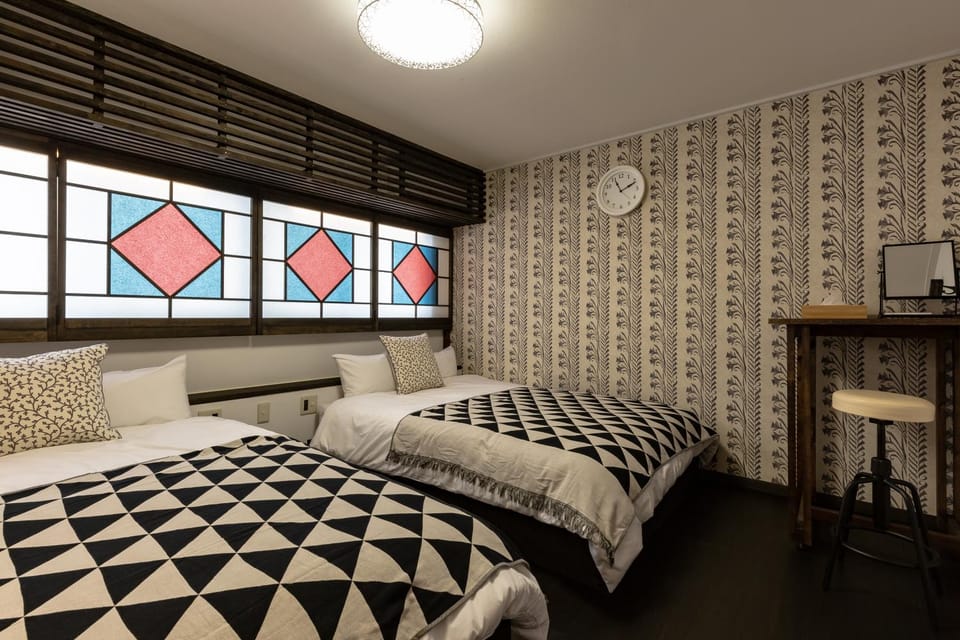Urban Inn Sun rise Bed and Breakfast in Osaka