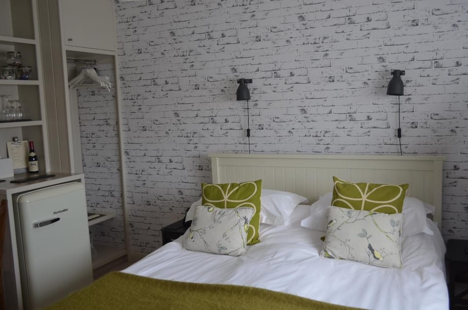 The Beach House Bed and Breakfast in Elms Lane