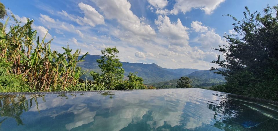 Mountain view, Pool view, Swimming pool