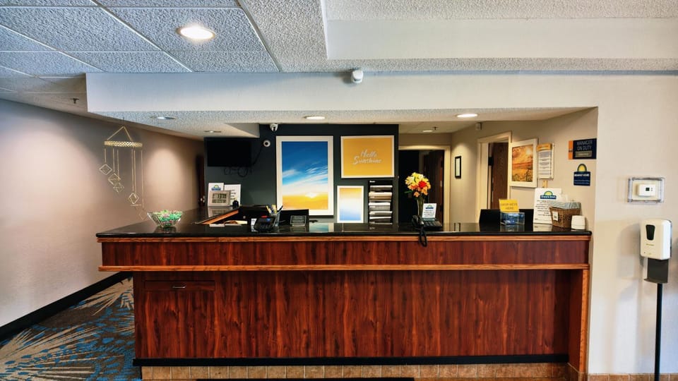 Days Inn by Wyndham Fargo - West Acres Hotel in Fargo
