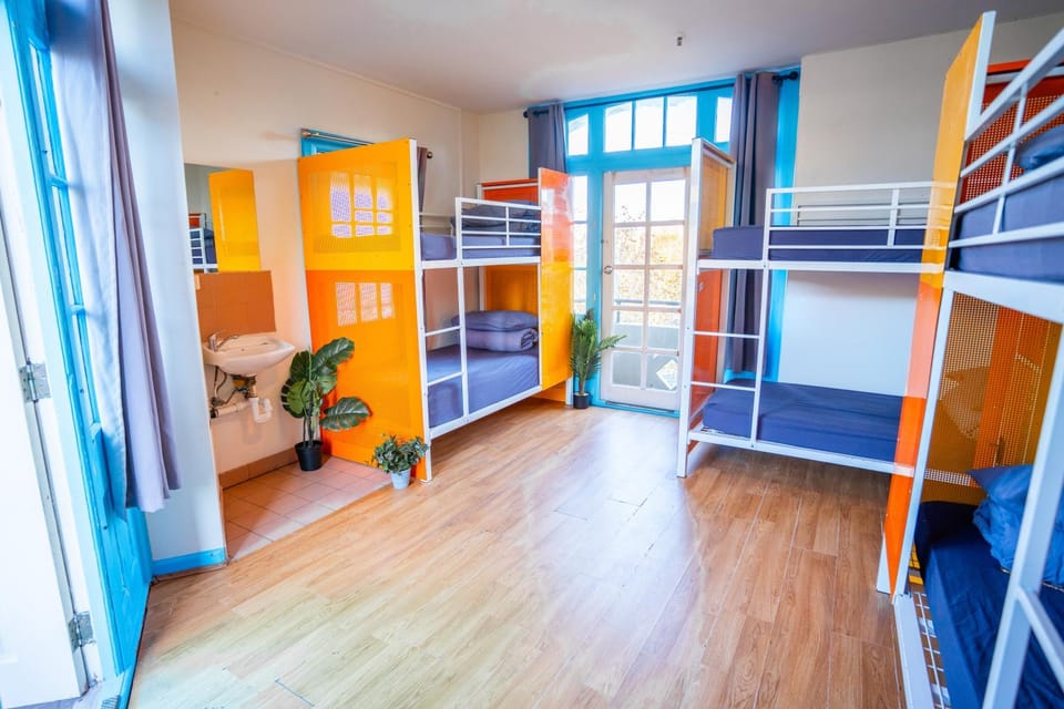 Photo of the whole room, Bedroom, bunk bed