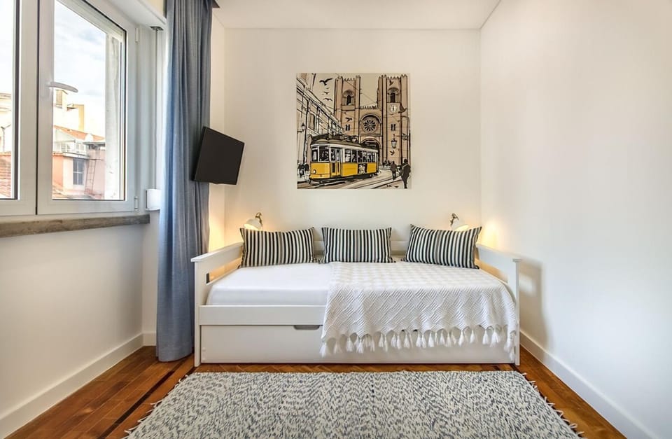 Marquês de Pombal Metropolitan Flat Apartment in Lisbon