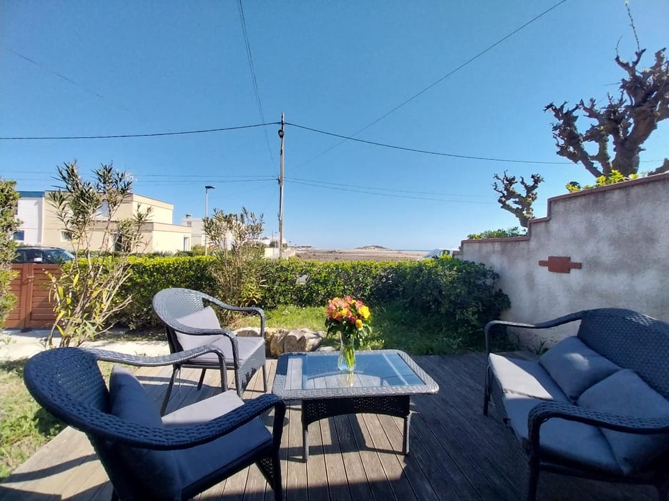 Patio, Day