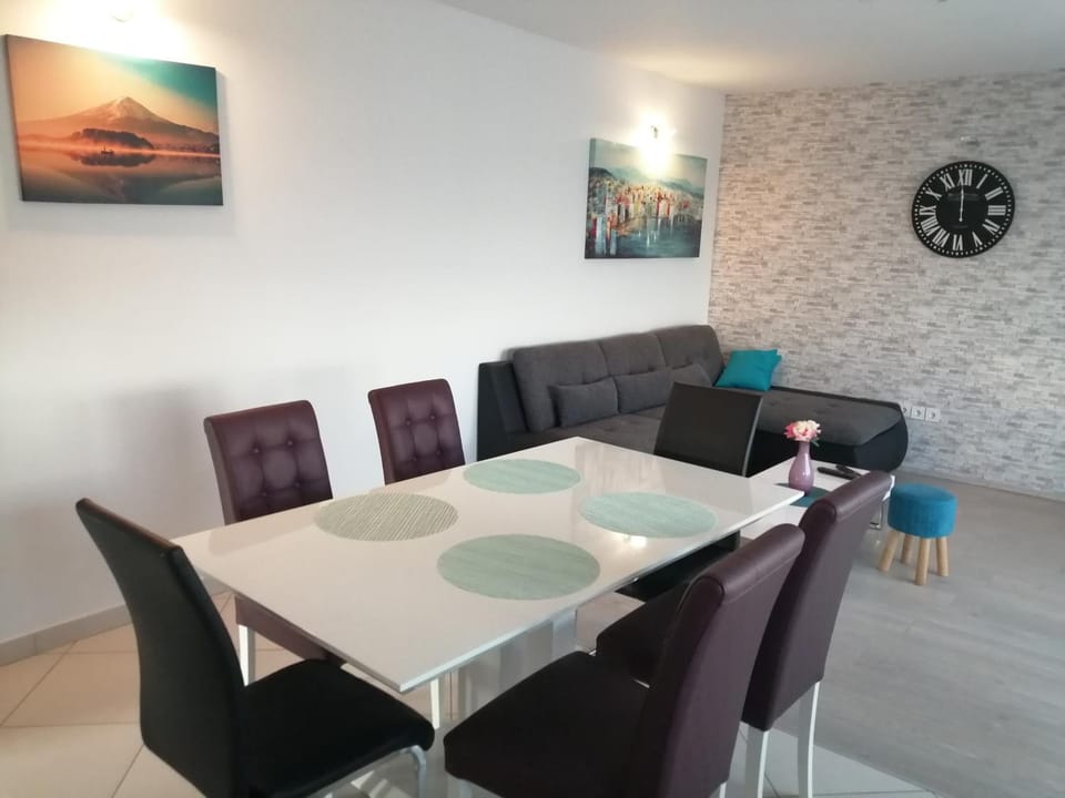 Lana i Natali Apartment in Šibenik-Knin County, Croatia