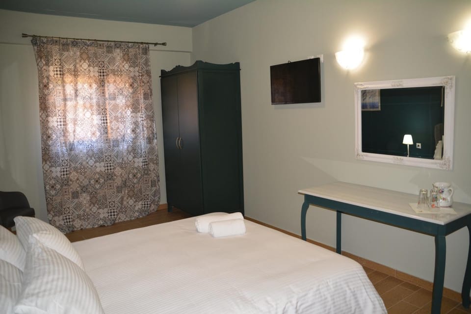 ZAROUCHLA INN Hotel in Peloponnese Region