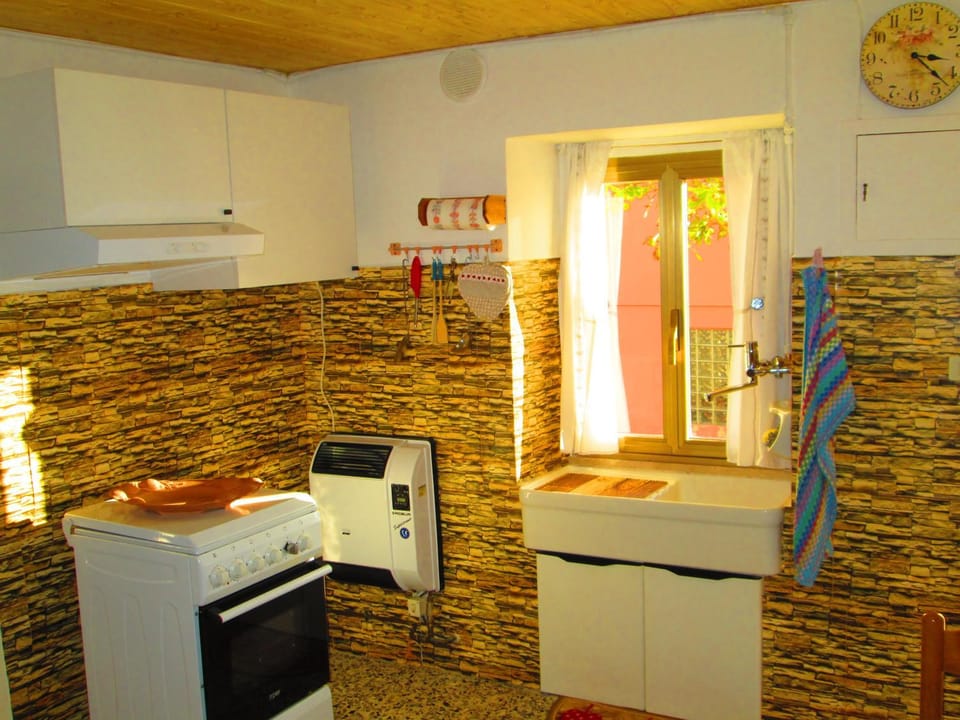 LA CASA DEI NONNI Apartment in Marche
