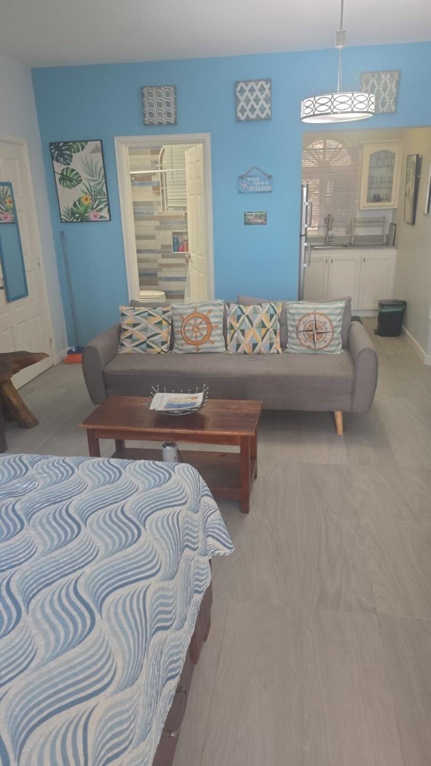 Secluded Studio@Sky Castles, Columbus Heights, Ocho Rios Apartment in Ocho Rios