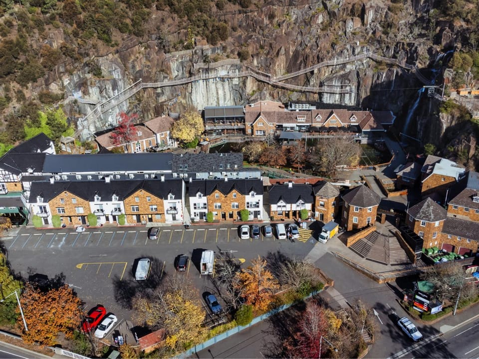 Property building, Location, Parking