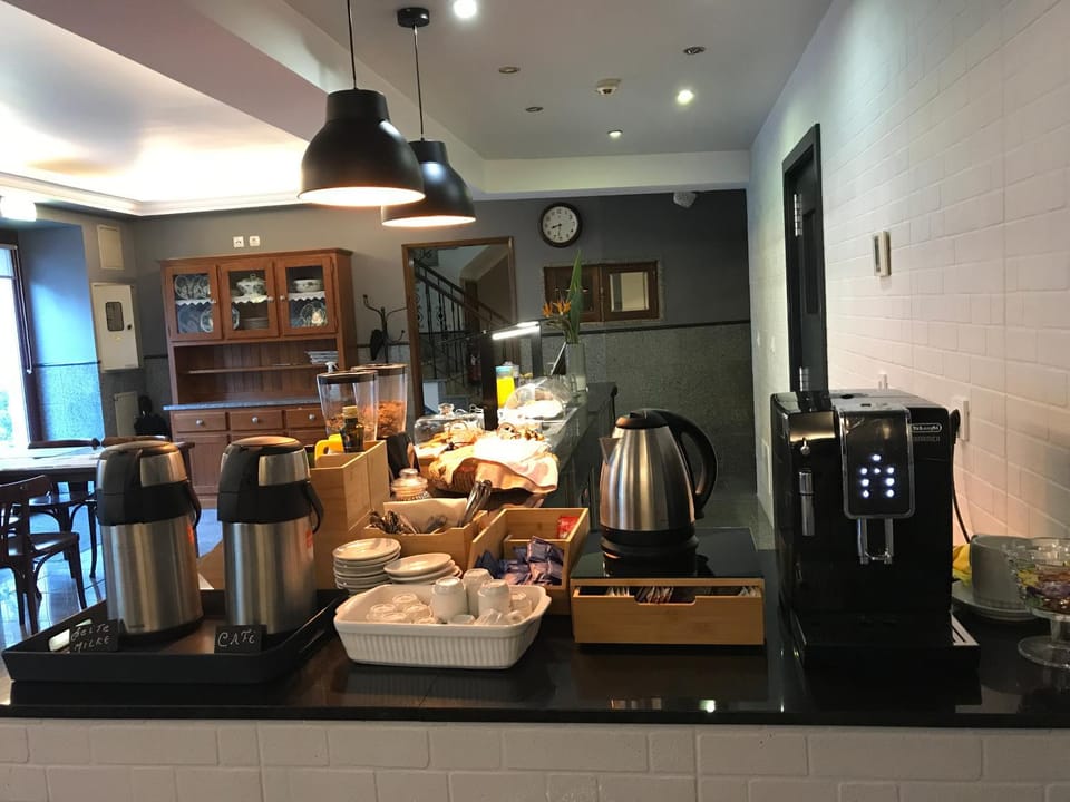 Coffee/tea facilities, Breakfast, Buffet breakfast
