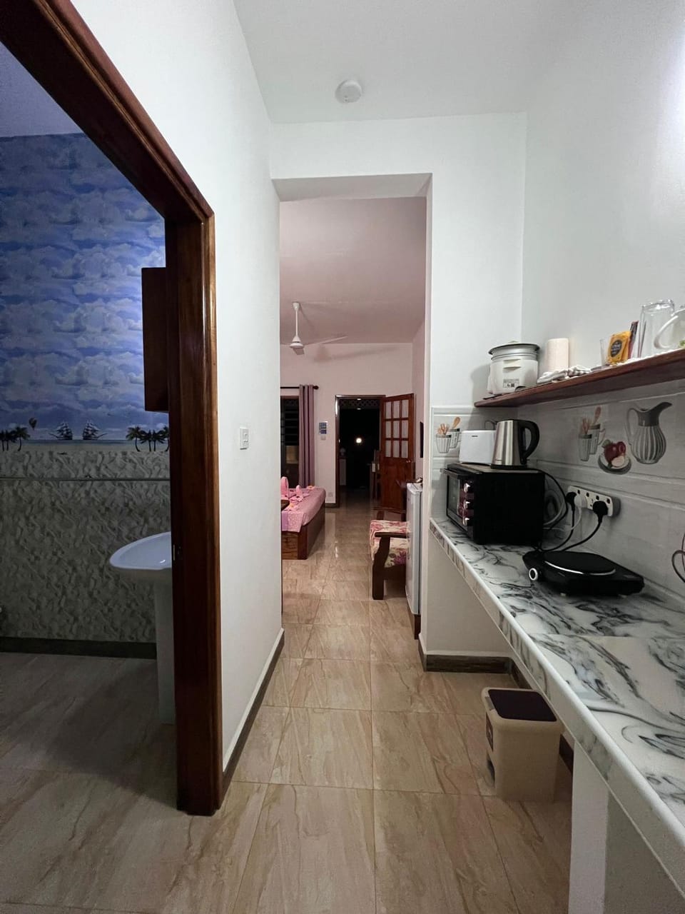 Kitchen or kitchenette