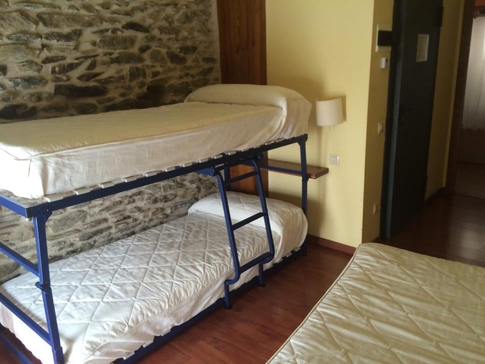 bunk bed