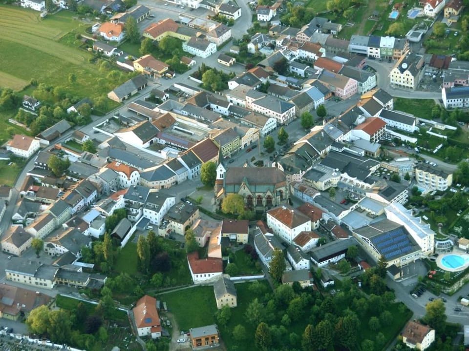 Property building, Bird's eye view, City view