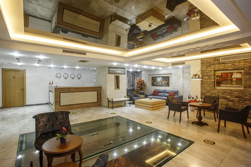 Lobby or reception, Seating area