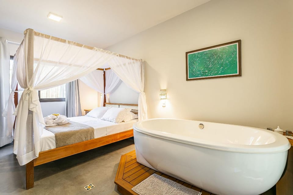 Hot Tub, Photo of the whole room