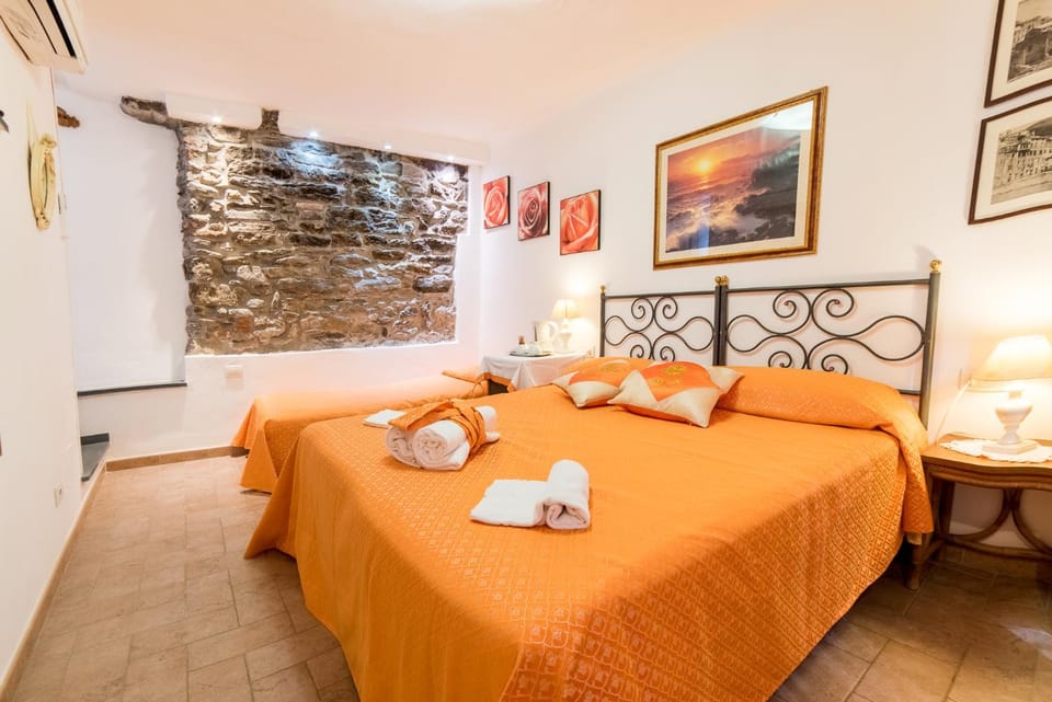 Mezza Galea Bed and Breakfast in Vernazza