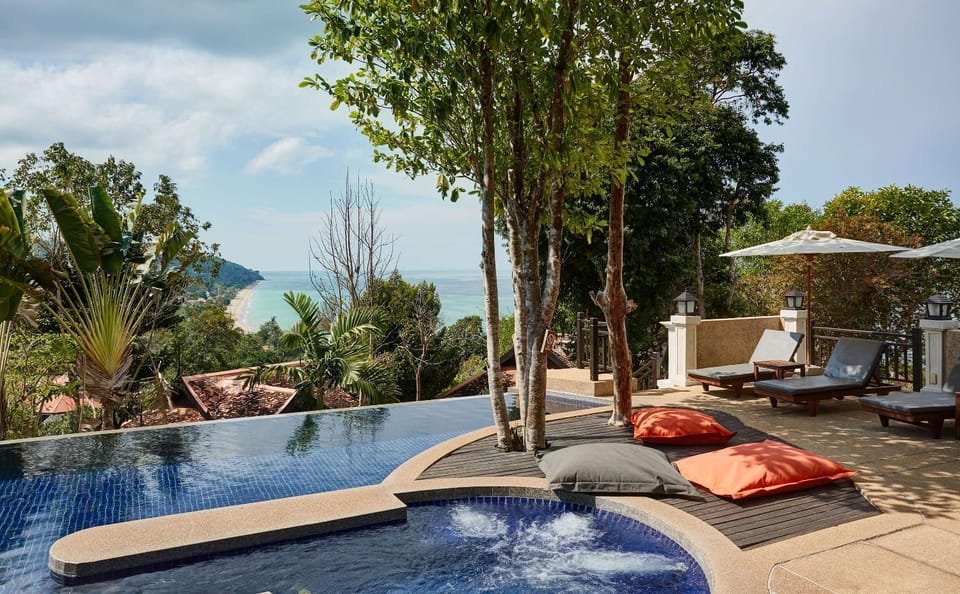 Sea view, Swimming pool