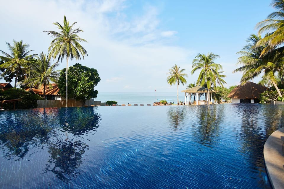 Pool view, Sea view, Swimming pool