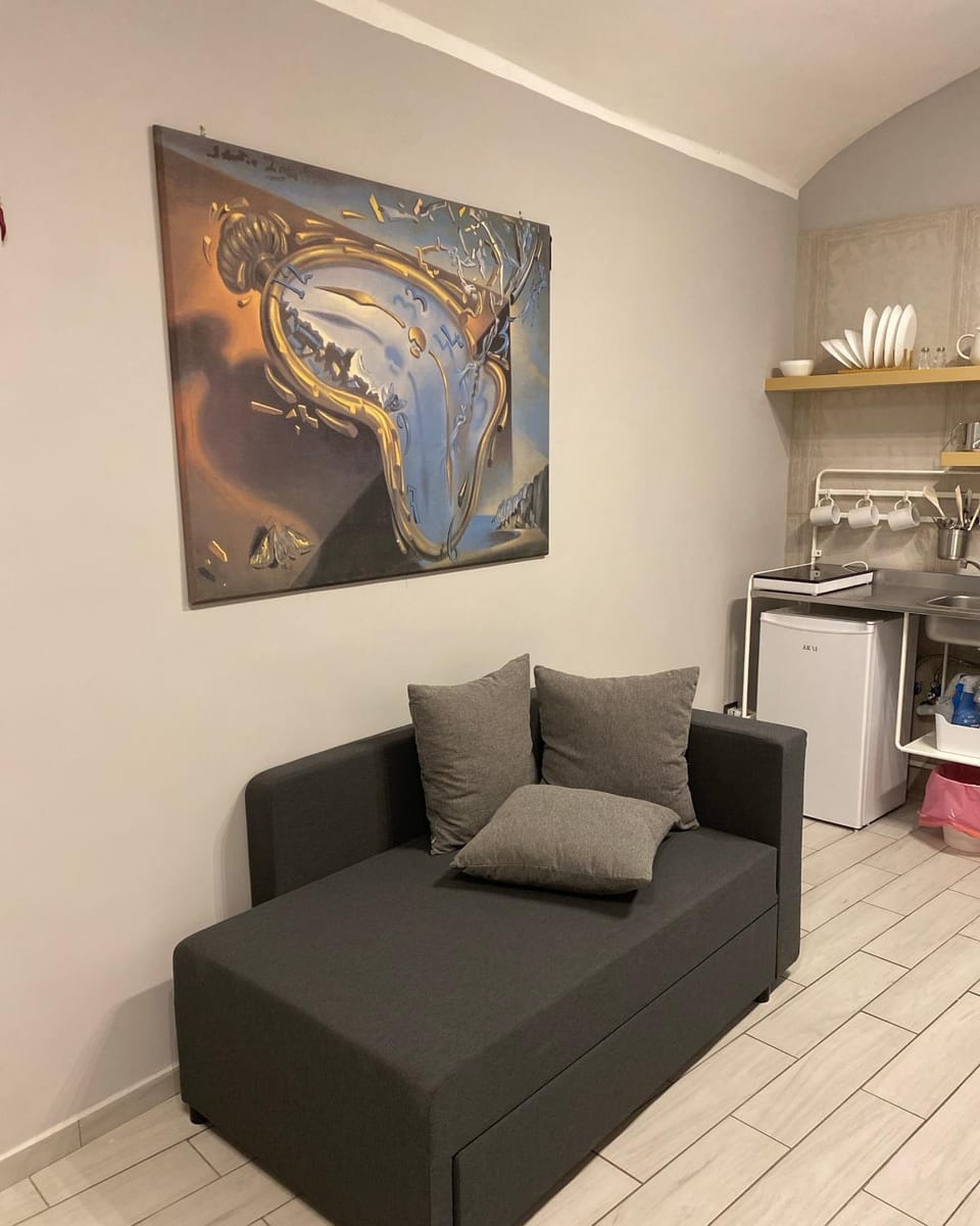 Ropellì Santa Chiara Apartment in Naples