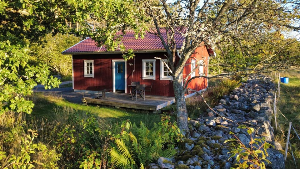Property building, Natural landscape, View (from property/room)