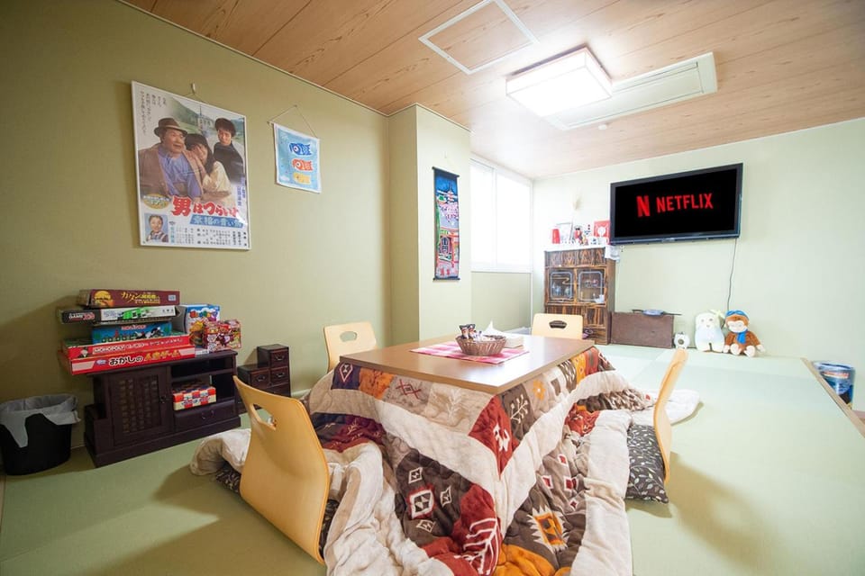 Communal lounge/ TV room, Living room
