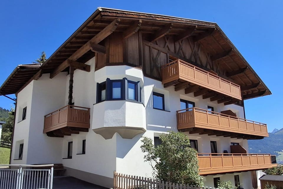 Haus Enzian Apartment in Serfaus