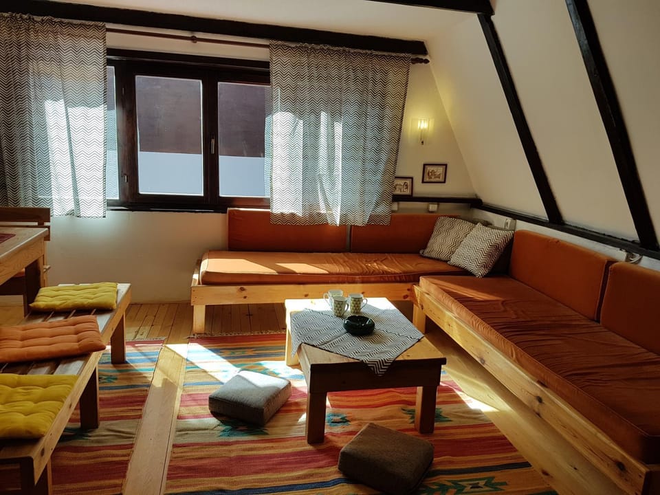 Story Mountain Chalet House in Federation of Bosnia and Herzegovina