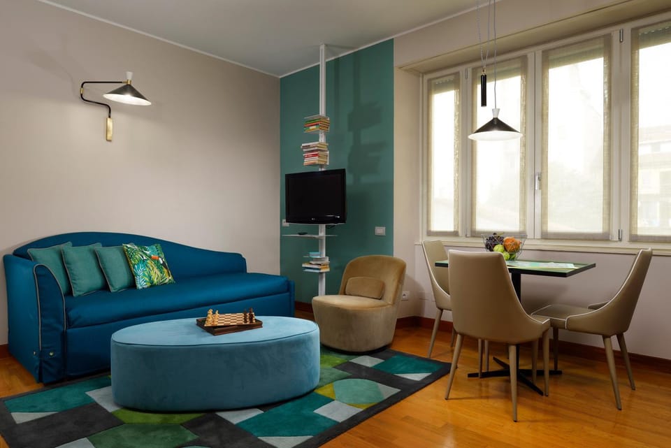 Day, Living room, Bedroom