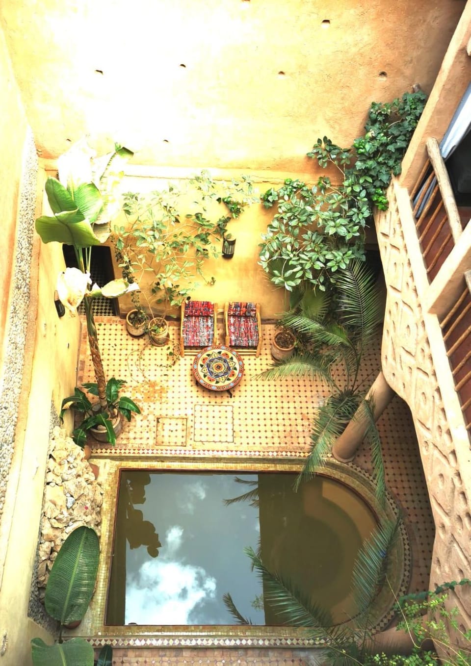 Swimming pool