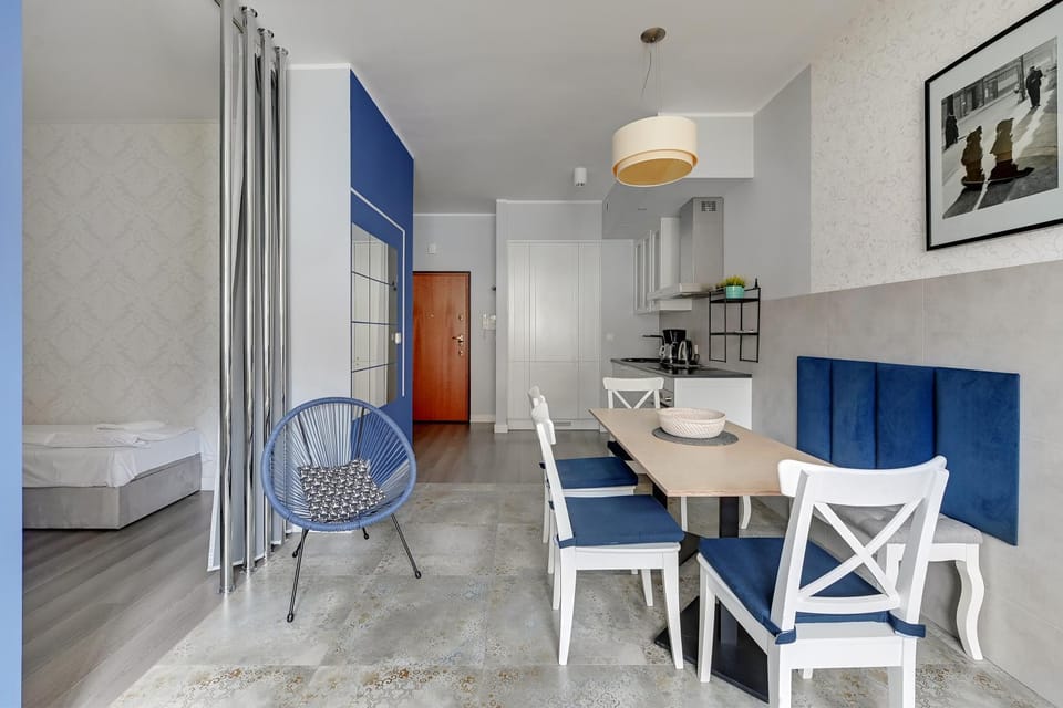 Kitchen or kitchenette, Photo of the whole room, Decorative detail, Dining area, Area and facilities, towels, kitchen
