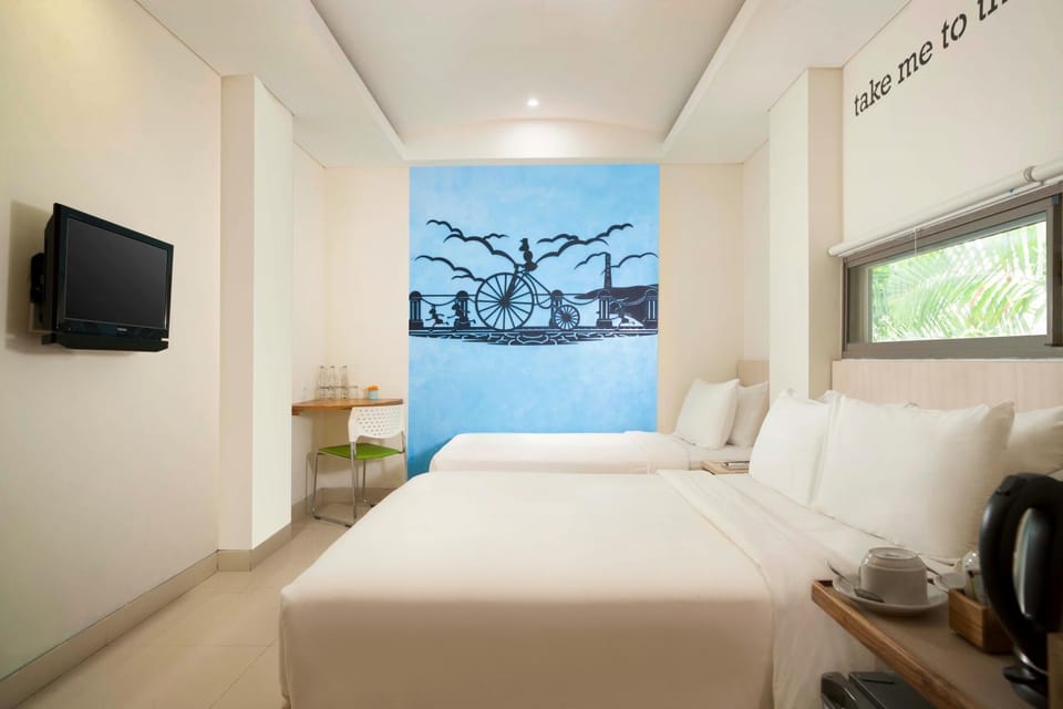 Photo of the whole room, Decorative detail, Bedroom, bunk bed