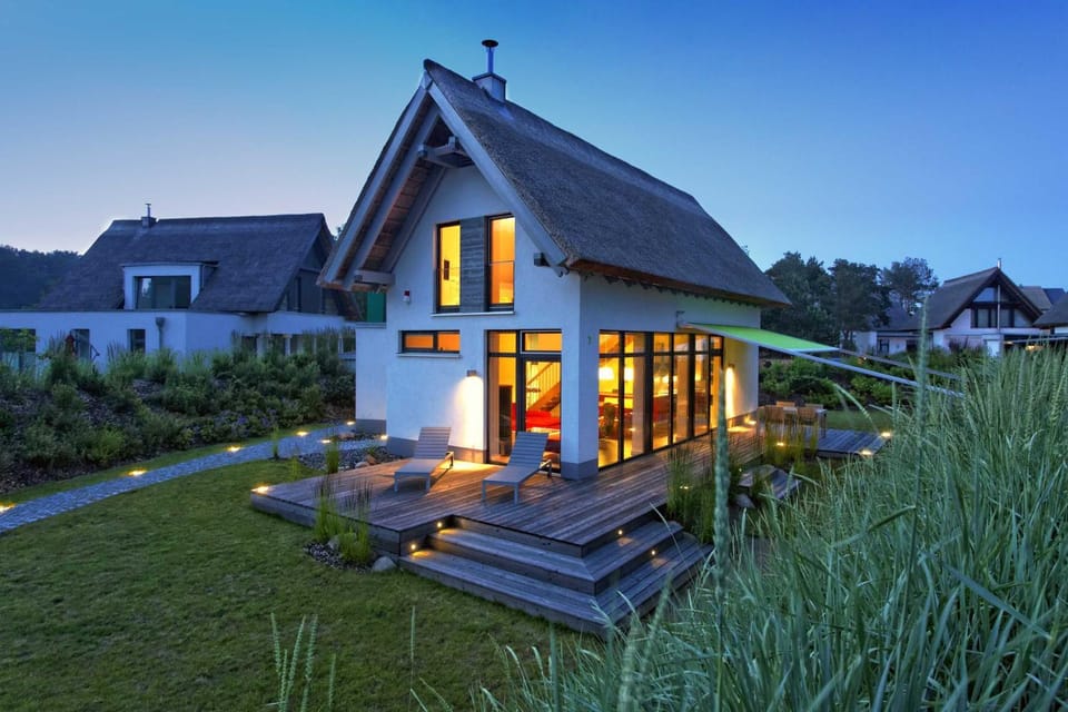 Property building, Balcony/Terrace