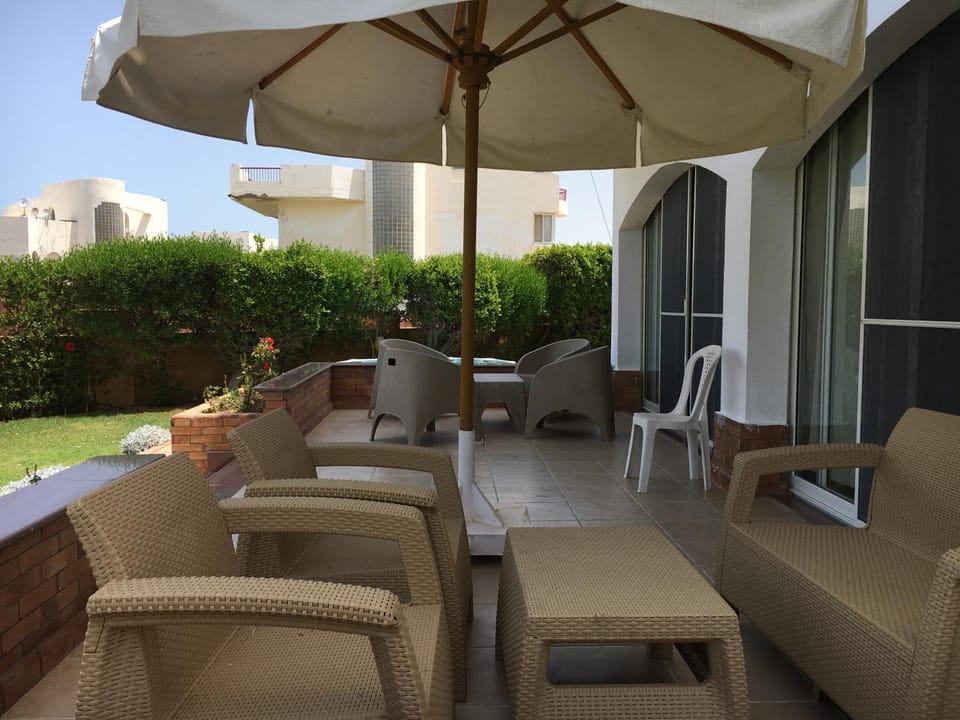 Seating area