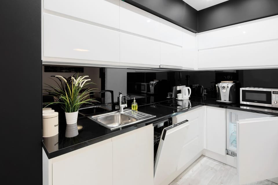 Coffee/tea facilities, Kitchen or kitchenette