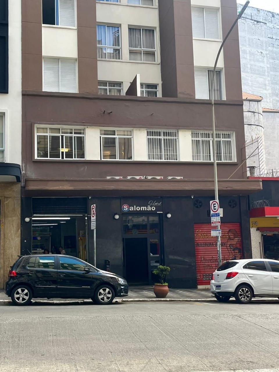 Property building, Location