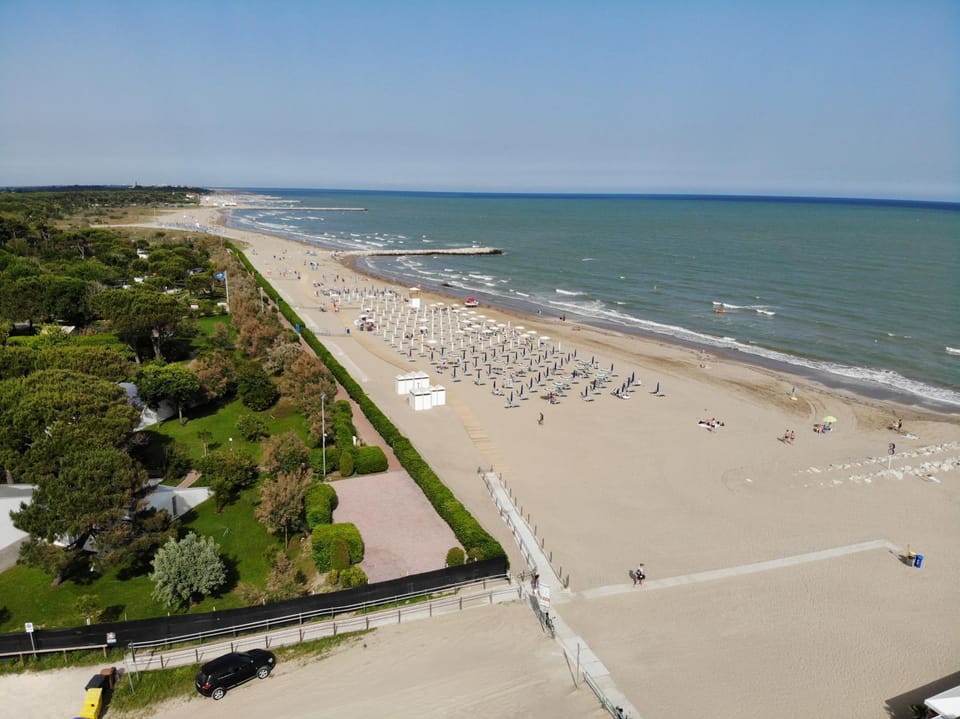 Nearby landmark, Day, Natural landscape, Bird's eye view, Beach, Sea view