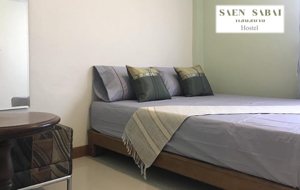 Saen Sabai Hostel Hotel in Bangkok